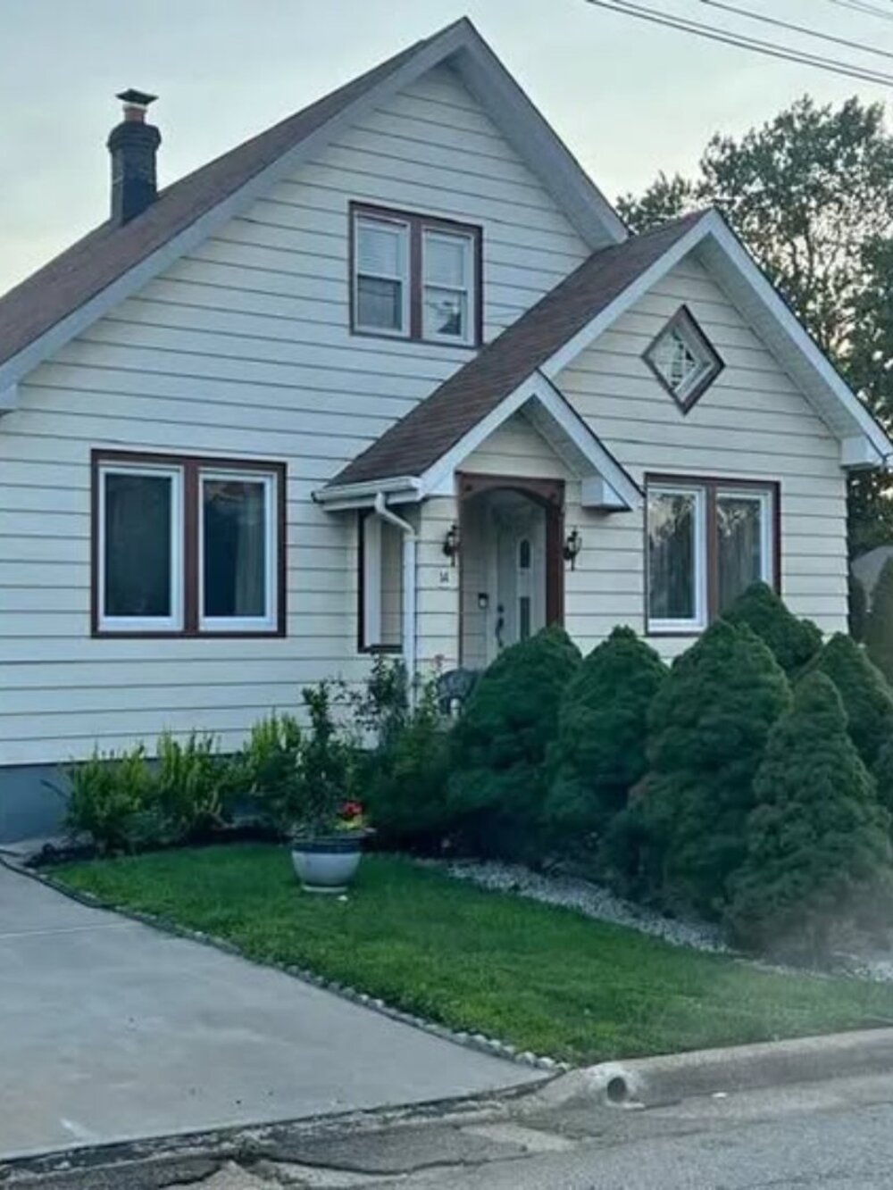 $1765 | 08817 [Lease\Rent] 4 Beds 2 Baths House